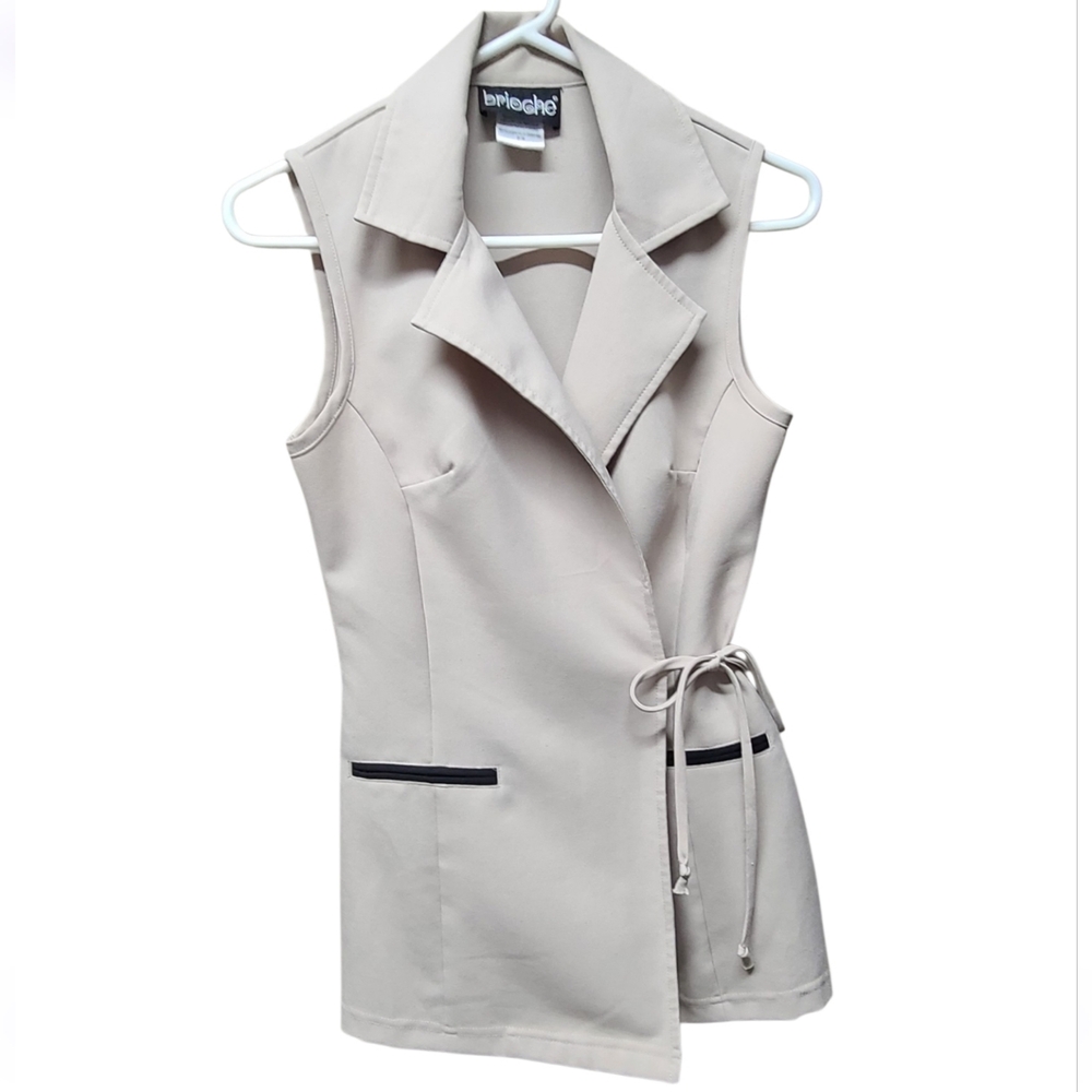 Brioche Womens Tan Sleeveless Wrap Vest with Black Trim 5/6